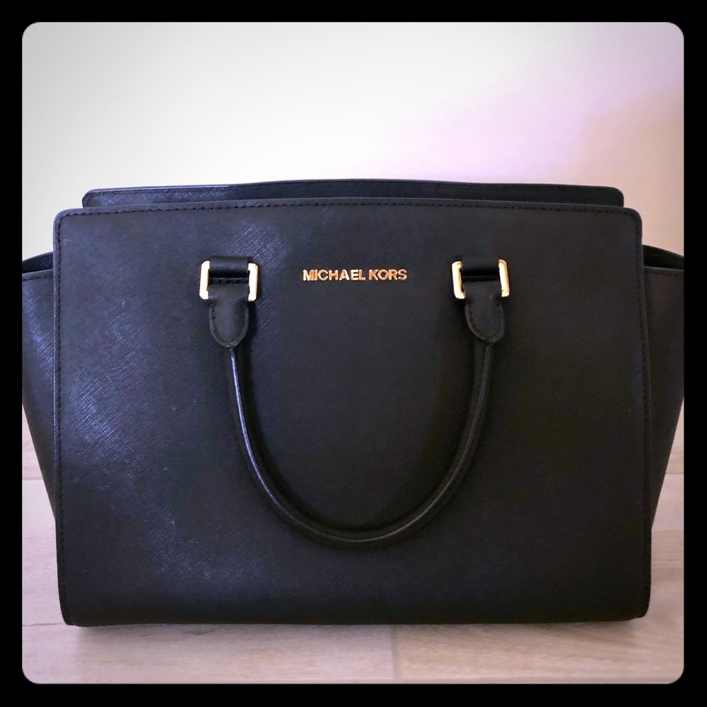 Michael Kors black leather bag